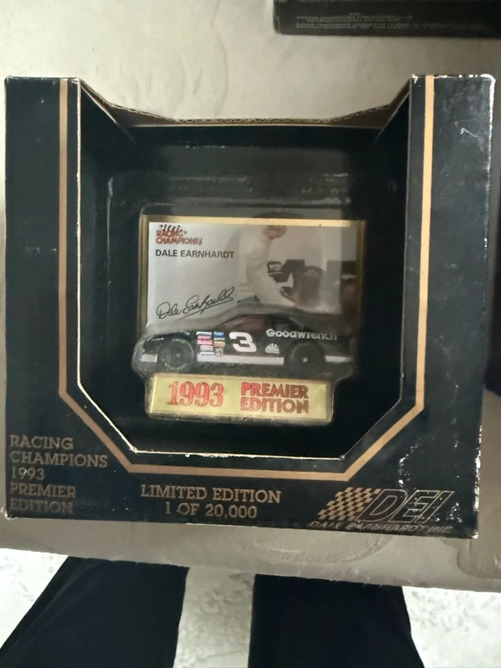 Dale Earnhardt #3 NASCAR Diecast Display Lot Man‎ Cave Gift Racing Champions